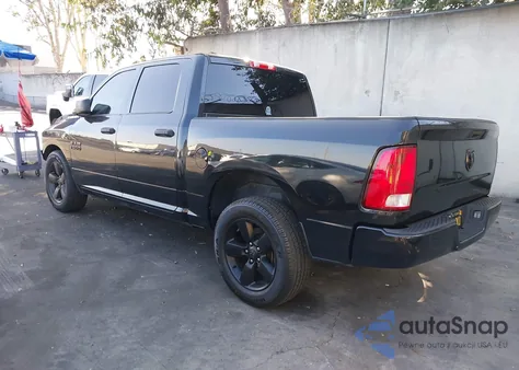 2017 Ram 1500 Express 4X2 5'7 Box z USA, uszkodzony, nr VIN 1C6RR6KG7HS556517